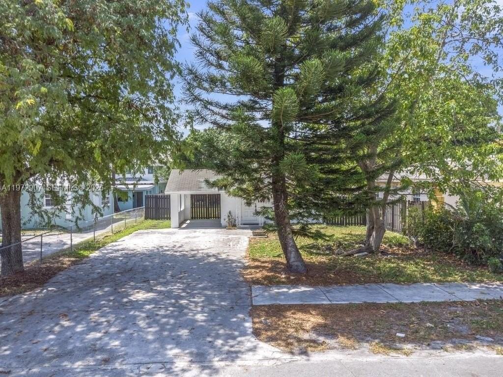 2118 Cleveland St - Photo 2 of 49