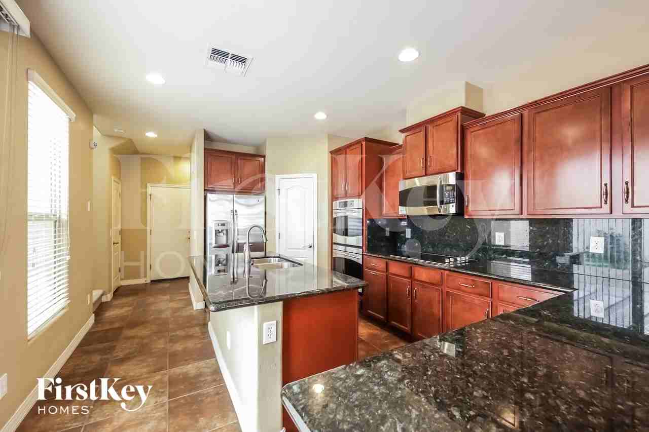 9019 W State Ave - Photo 6 of 15