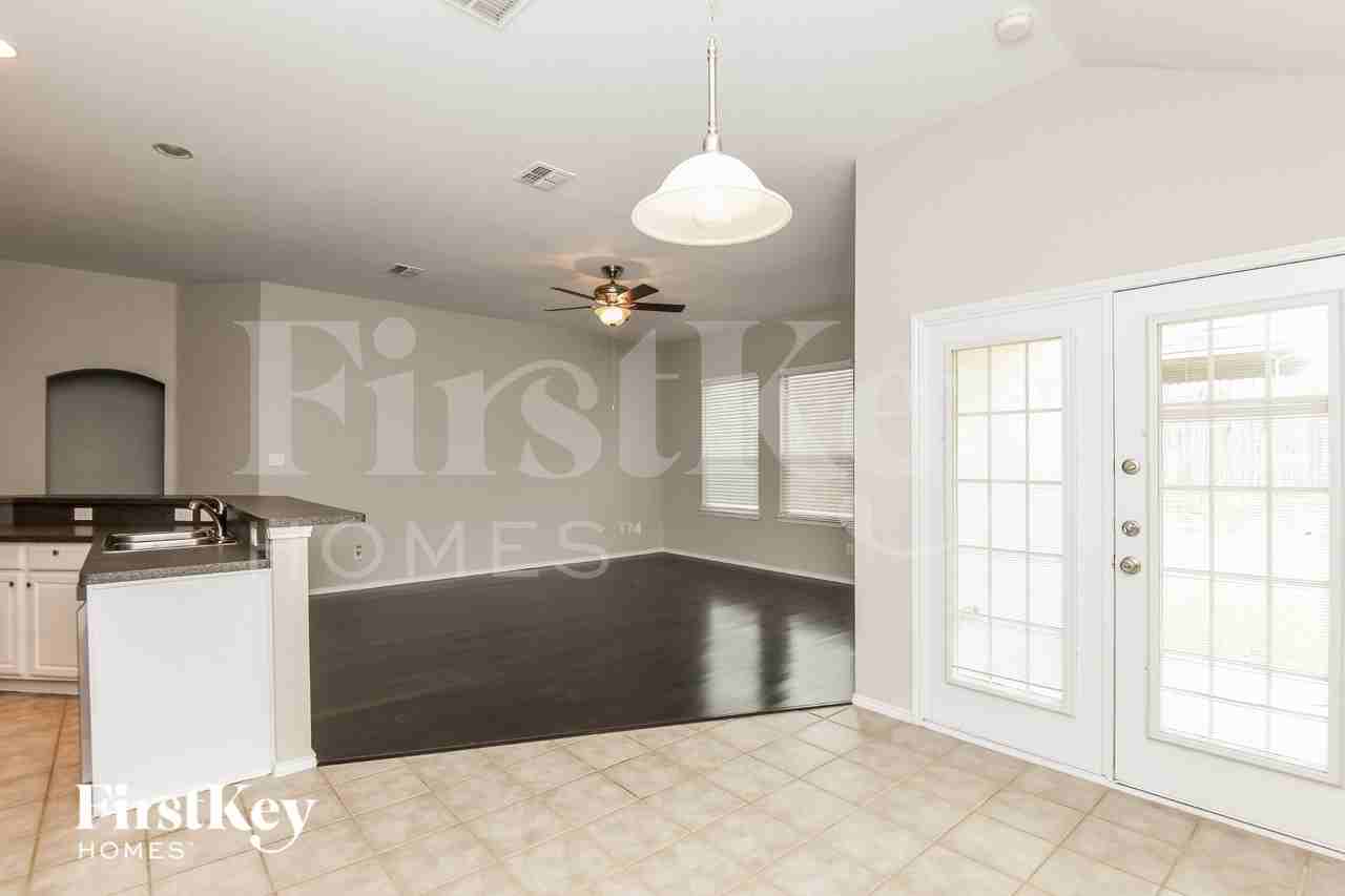 10408 Bradshaw Dr - Photo 3 of 15