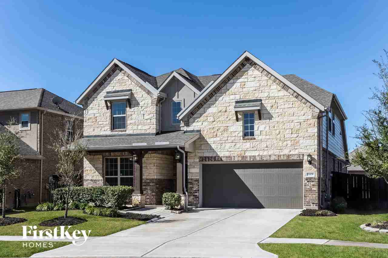 6406 Wolf Run Dr - Photo 2 of 15