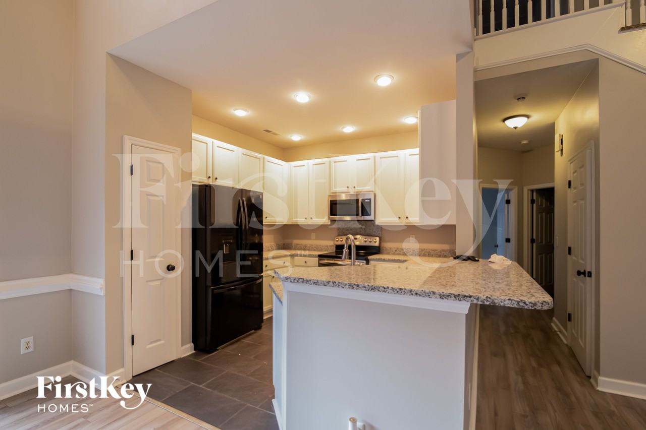 116 Scottswood Dr - Photo 6 of 15