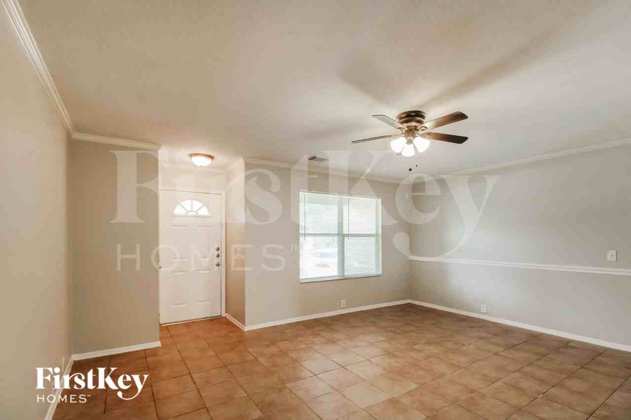 3235 Becker Glen St - Photo 4 of 16