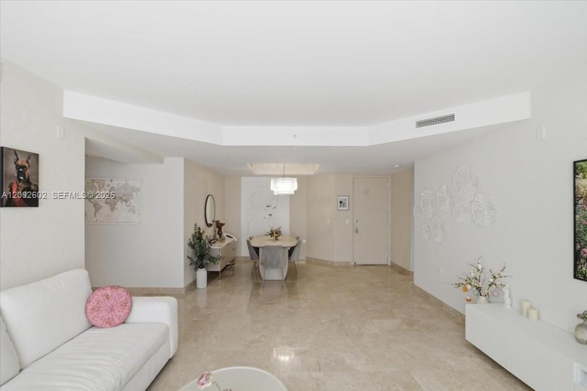 801 Brickell Key Blvd #409 - Photo 4 of 50
