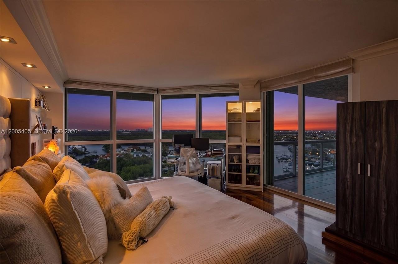 16500 Collins Ave #1856 - Photo 5 of 50