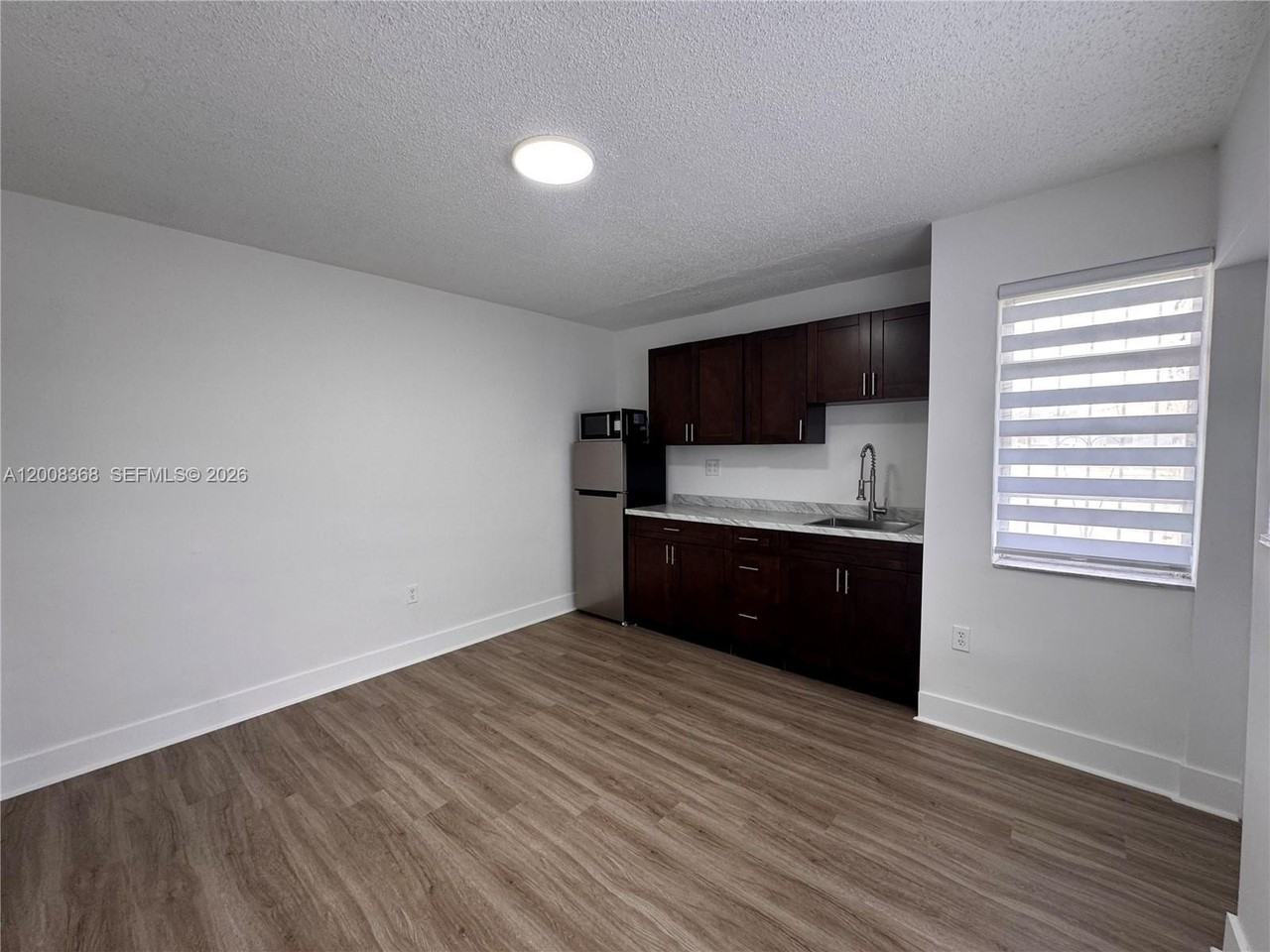 3632 Sw 87th Ave - Photo 3 of 6