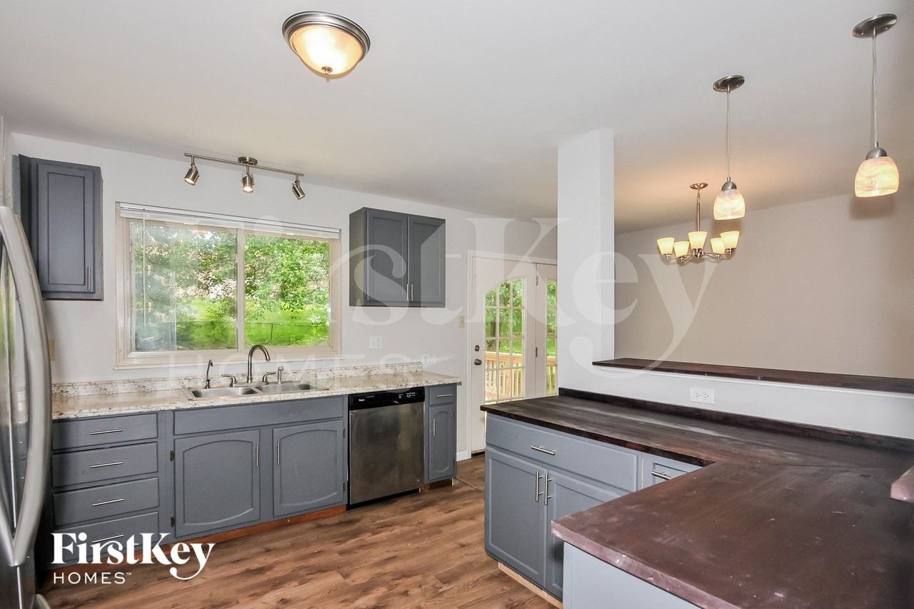 154 Bramblewood Dr - Photo 7 of 15