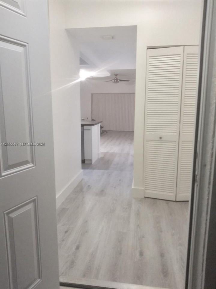 16691 Hemingway Dr #16691 - Photo 6 of 17