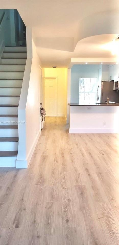 16691 Hemingway Dr #16691 - Photo 7 of 17