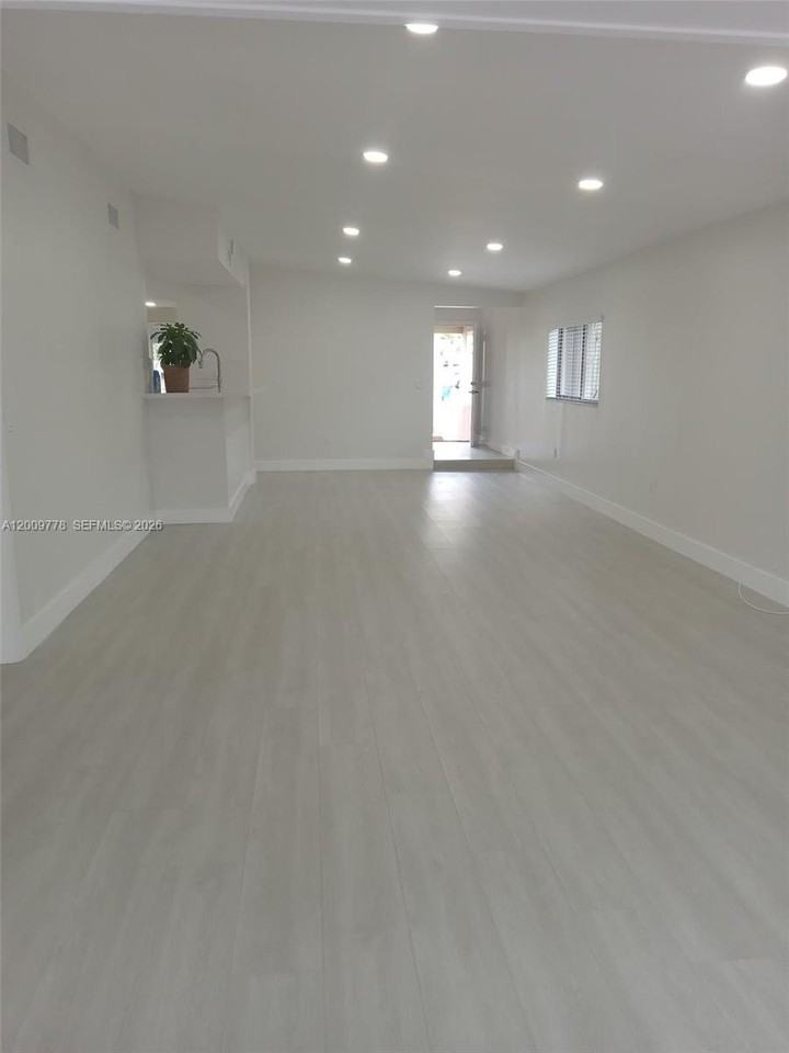 7440 Sw 105th Pl #7440 - Photo 5 of 20