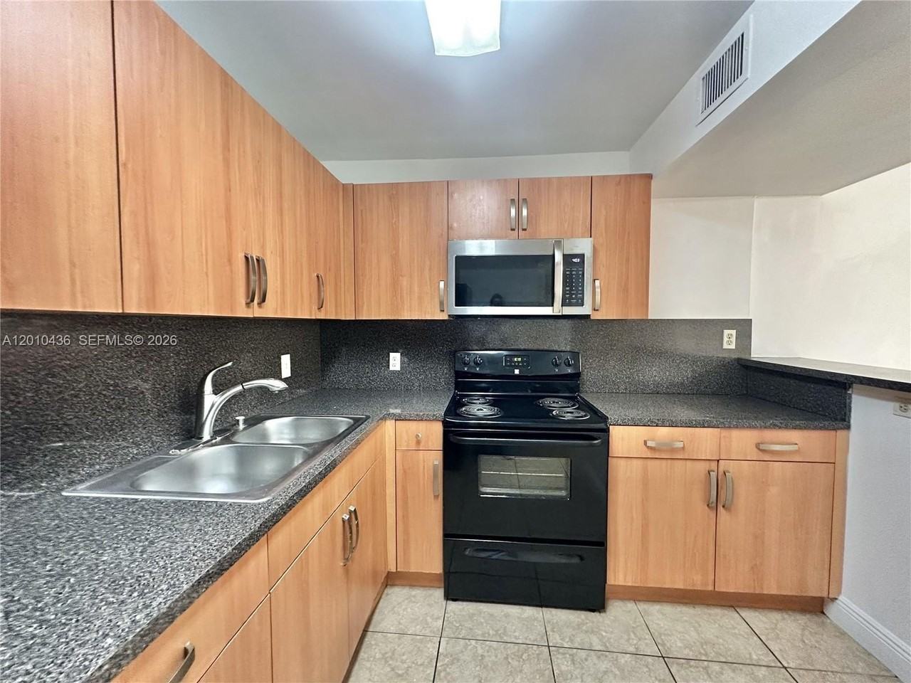 15300 Sw 106th Ter #506 - Photo 5 of 11
