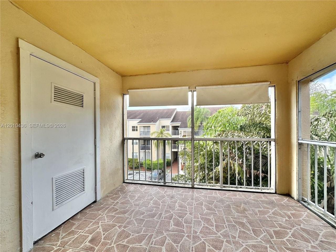 15300 Sw 106th Ter #506 - Photo 6 of 11