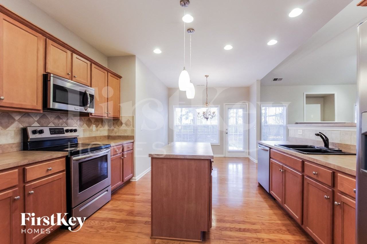 5502 Fulton Ridge Dr - Photo 5 of 15