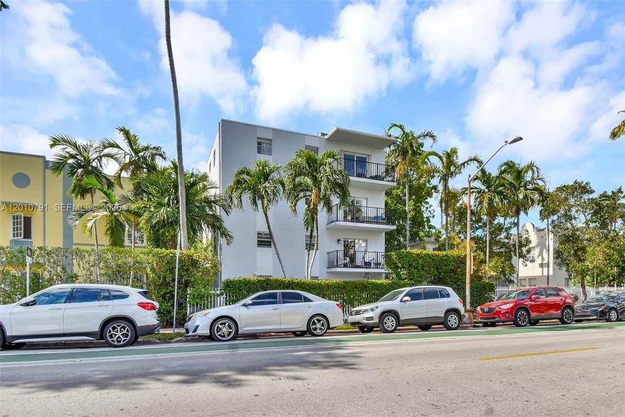 618 Euclid Ave #303