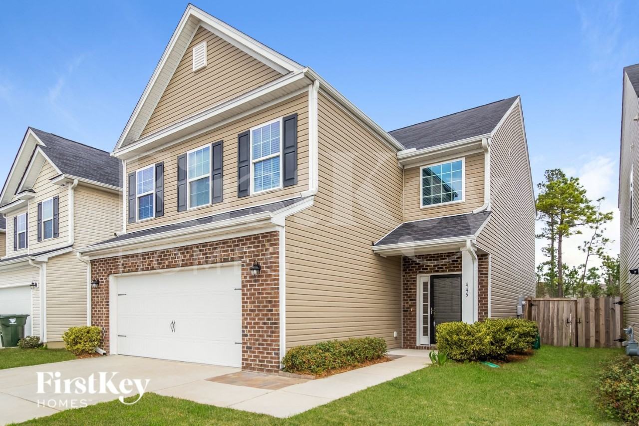 445 Whispering Breeze Ln - Photo 2 of 14
