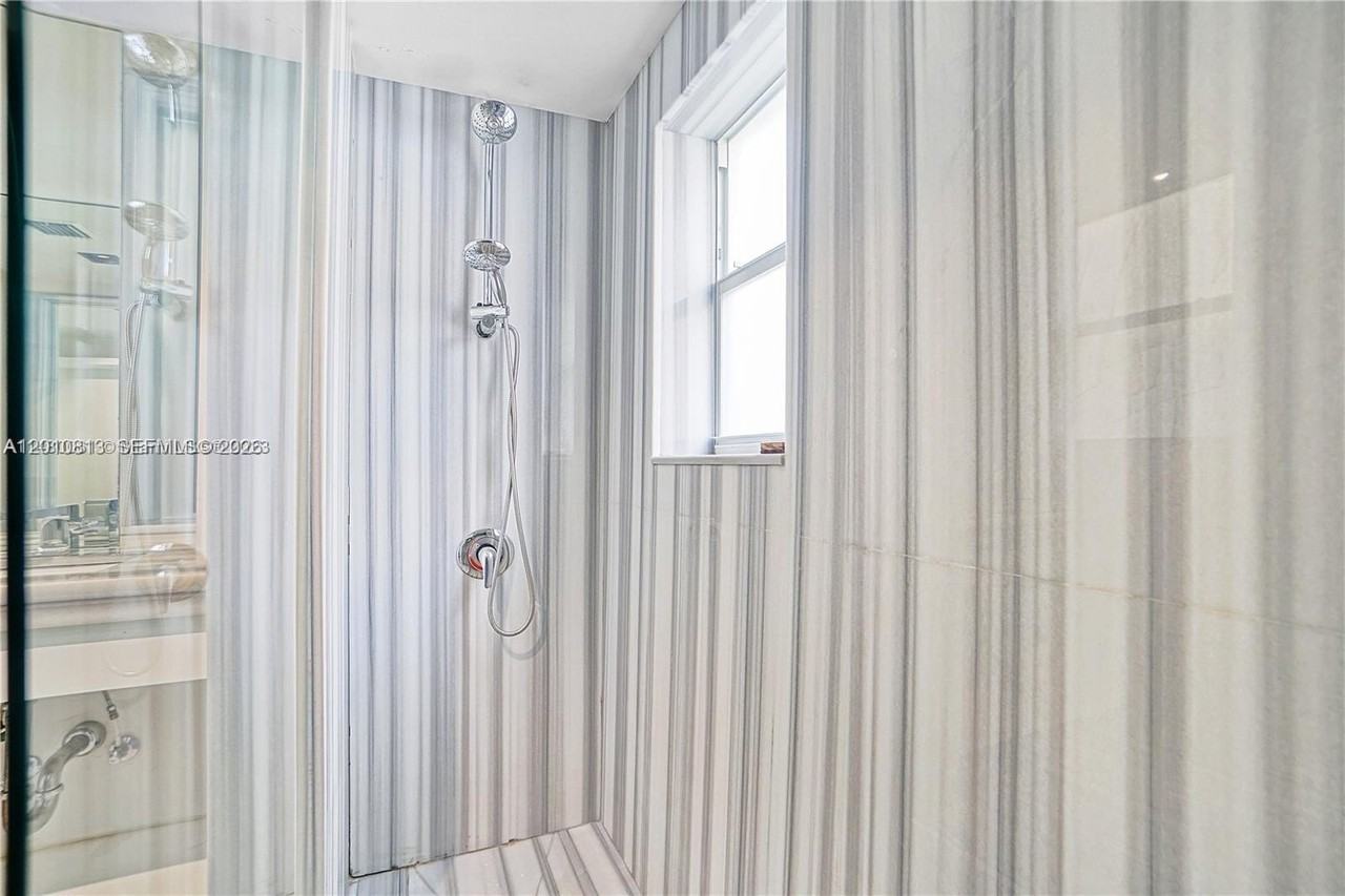 1358 Pennsylvania Ave #107 - Photo 6 of 13