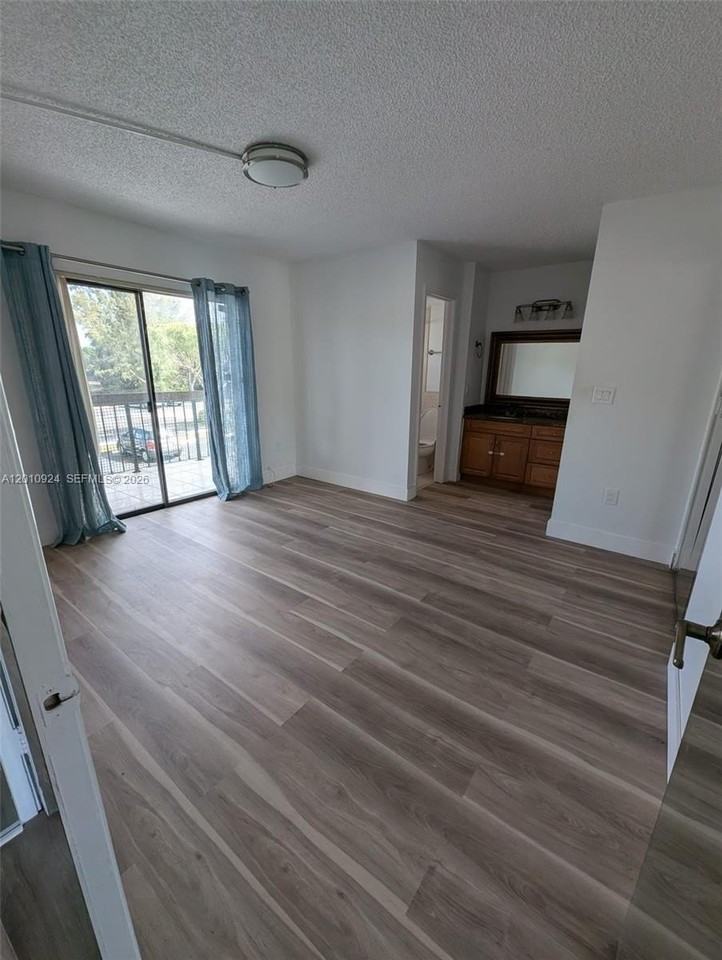 1300 Sw 122nd Ave #204B2 - Photo 2 of 6