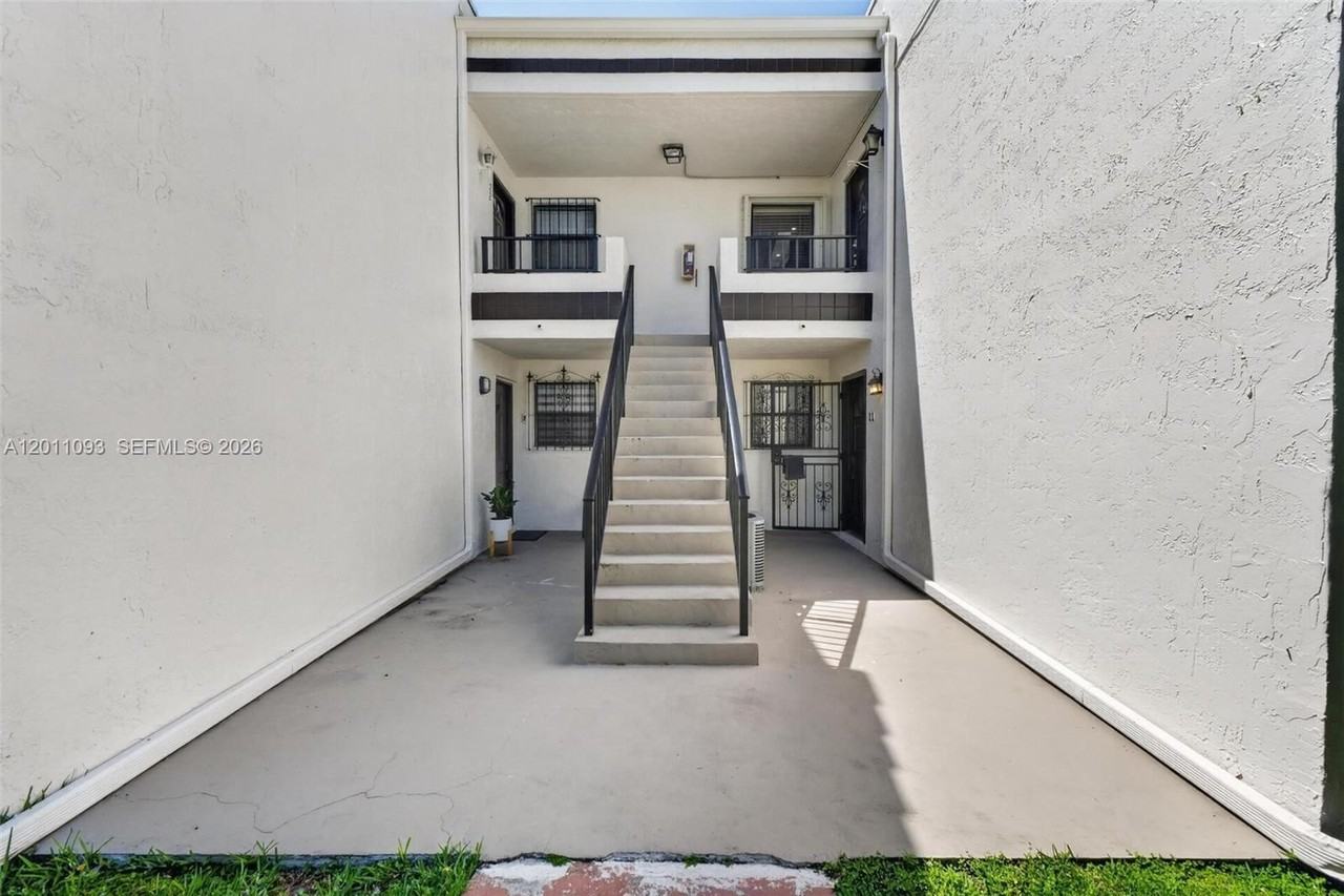 10845 Nw 7th St #15-21 - Photo 2 of 30