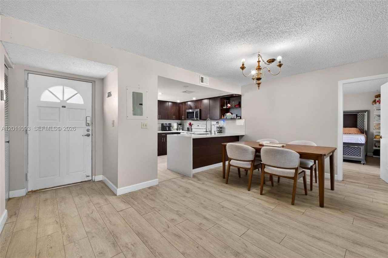 10845 Nw 7th St #15-21 - Photo 6 of 30