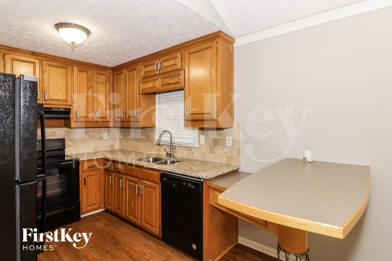 815 Old Spring Way - Photo 7 of 15