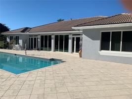 featured image of 7625 Sw 75th Ave #0