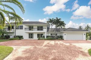 featured image of 413 Santurce Ave