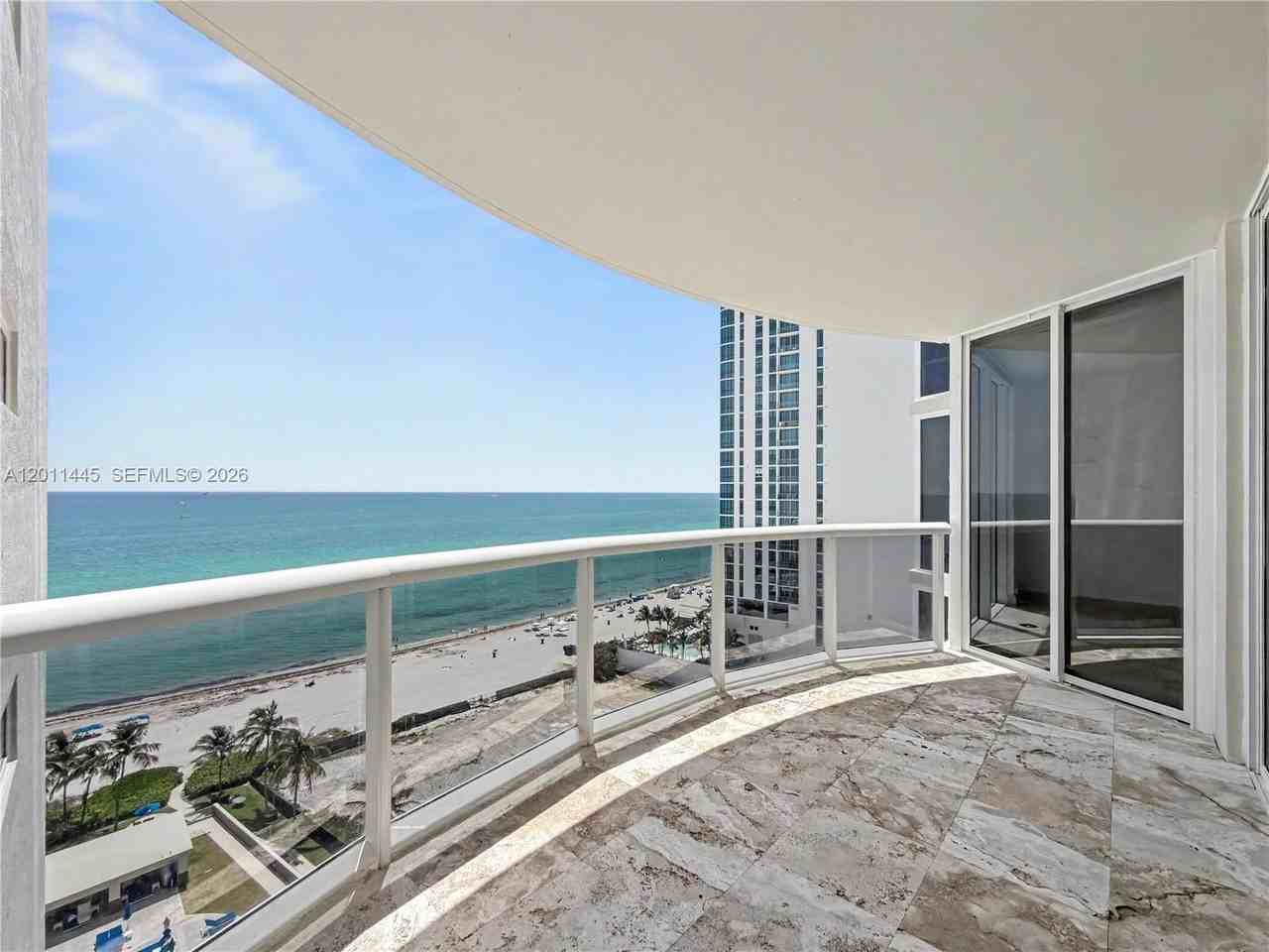 17555 Collins Ave #1502