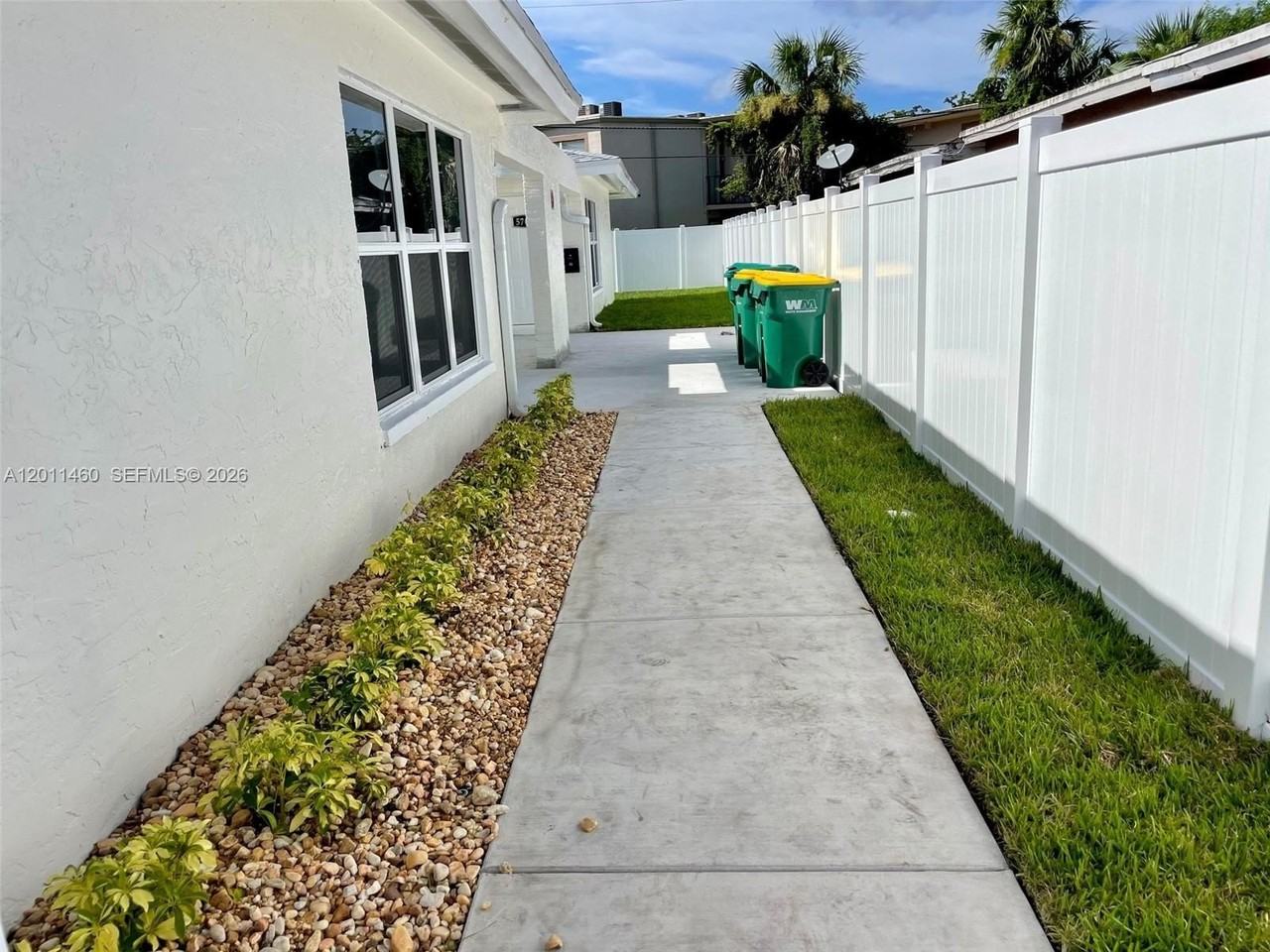 5719 Nw 28th St #5719 - Photo 6 of 37