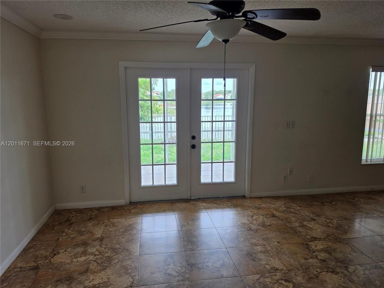 6178 Buena Vista Dr #6178 - Photo 6 of 19