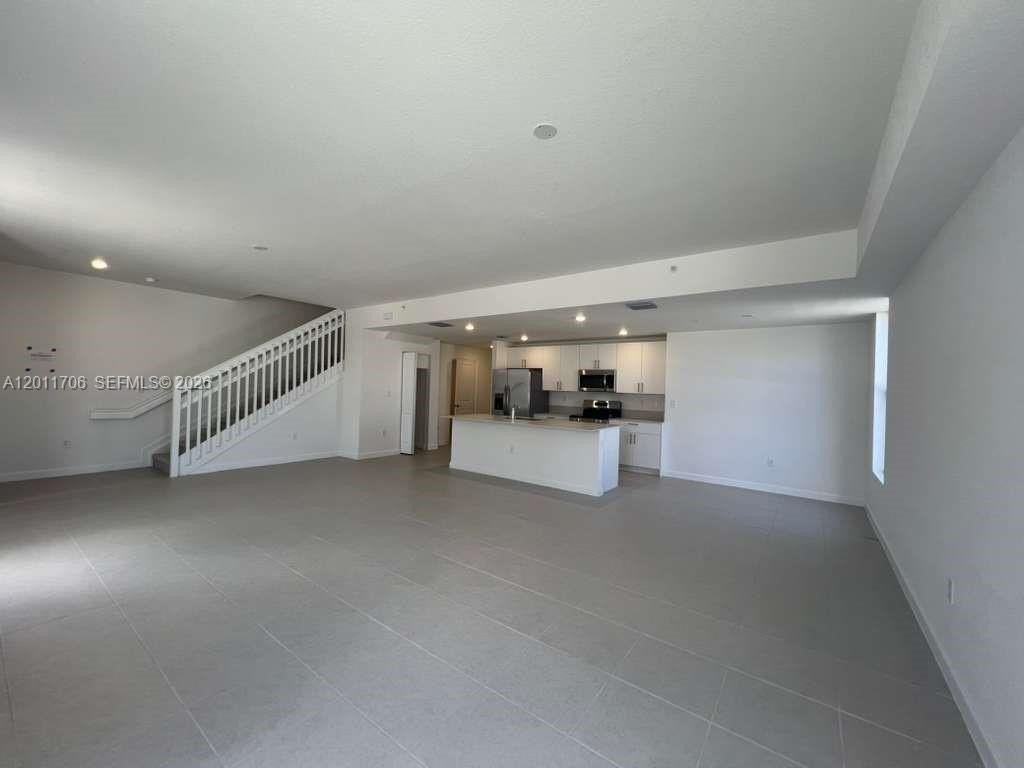 12430 Sw 248th St #9 - Photo 5 of 13