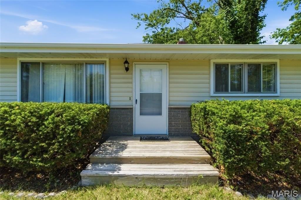 1 Oxford Pl - Photo 2 of 36