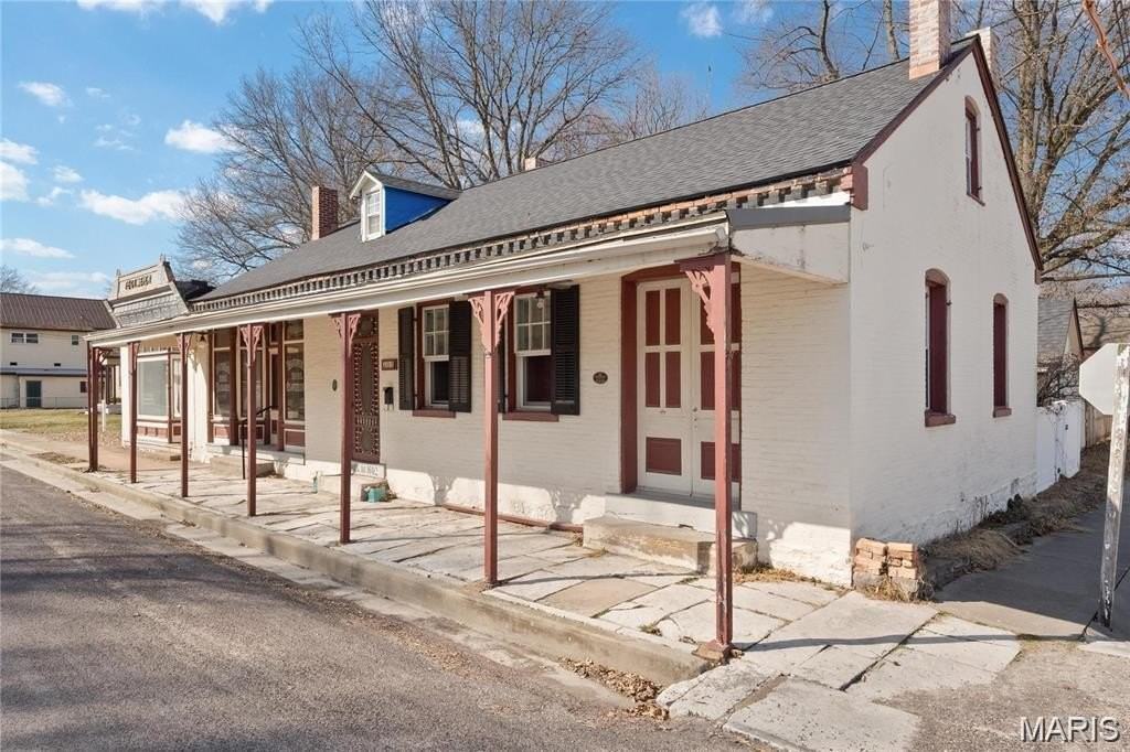 301 W Laurel St - Photo 2 of 26