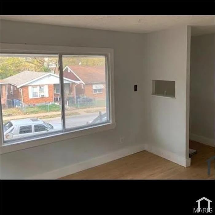 5574 Era Ave - Photo 2 of 7
