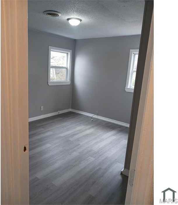 5574 Era Ave - Photo 5 of 7