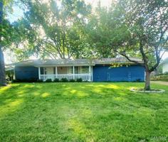 featured image of 1539 Papillon Dr