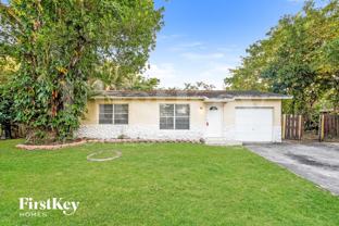7820 Sw 9th St - Photo 1 of 1