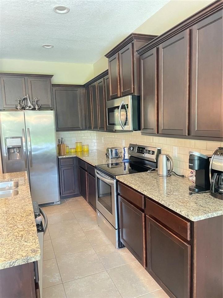 8648 Stargazer St - Photo 6 of 26