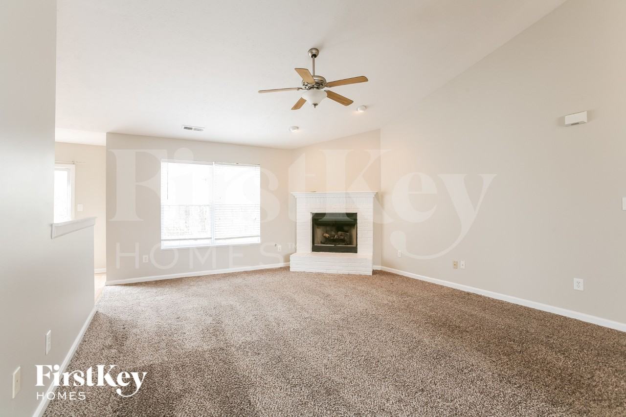 7044 N Mesquite Ct - Photo 4 of 16