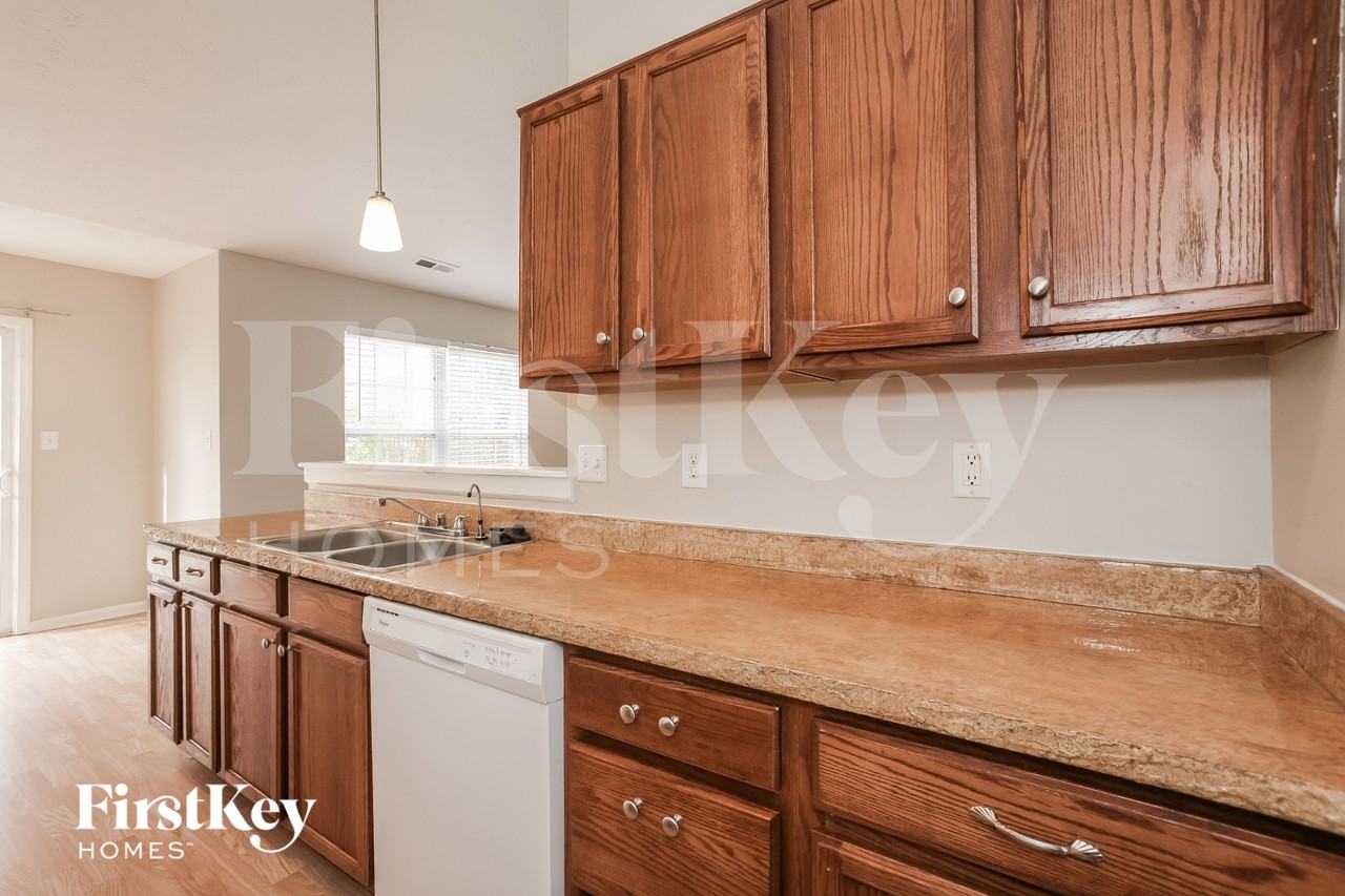 7044 N Mesquite Ct - Photo 6 of 16