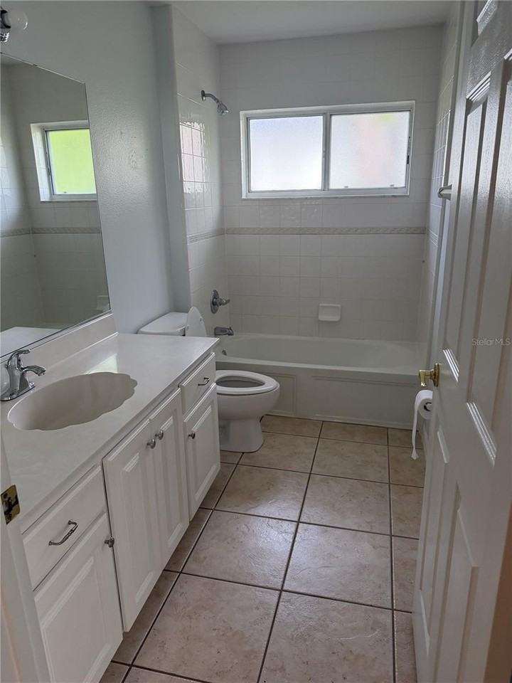 11 White Oak Ln - Photo 6 of 8