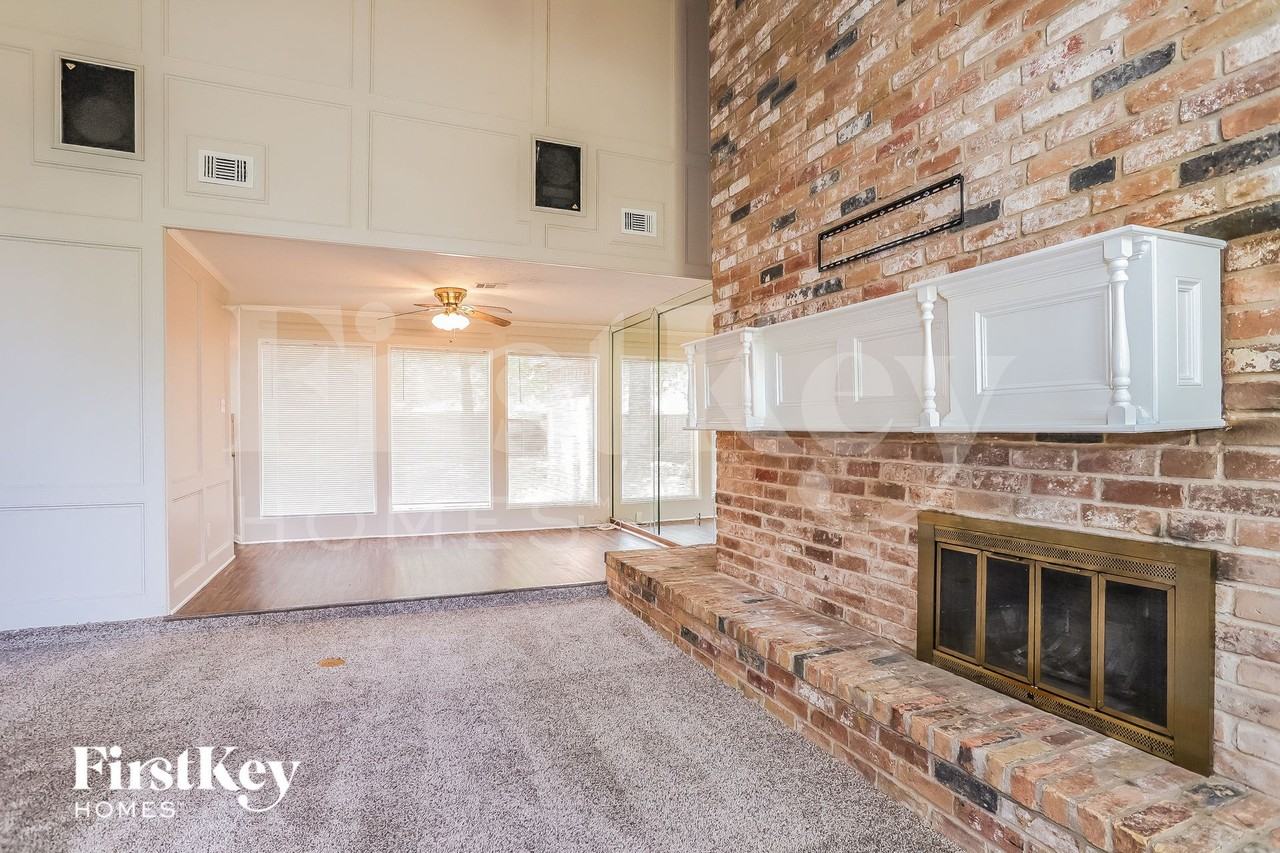 6511 Misty Spring Ln - Photo 2 of 15