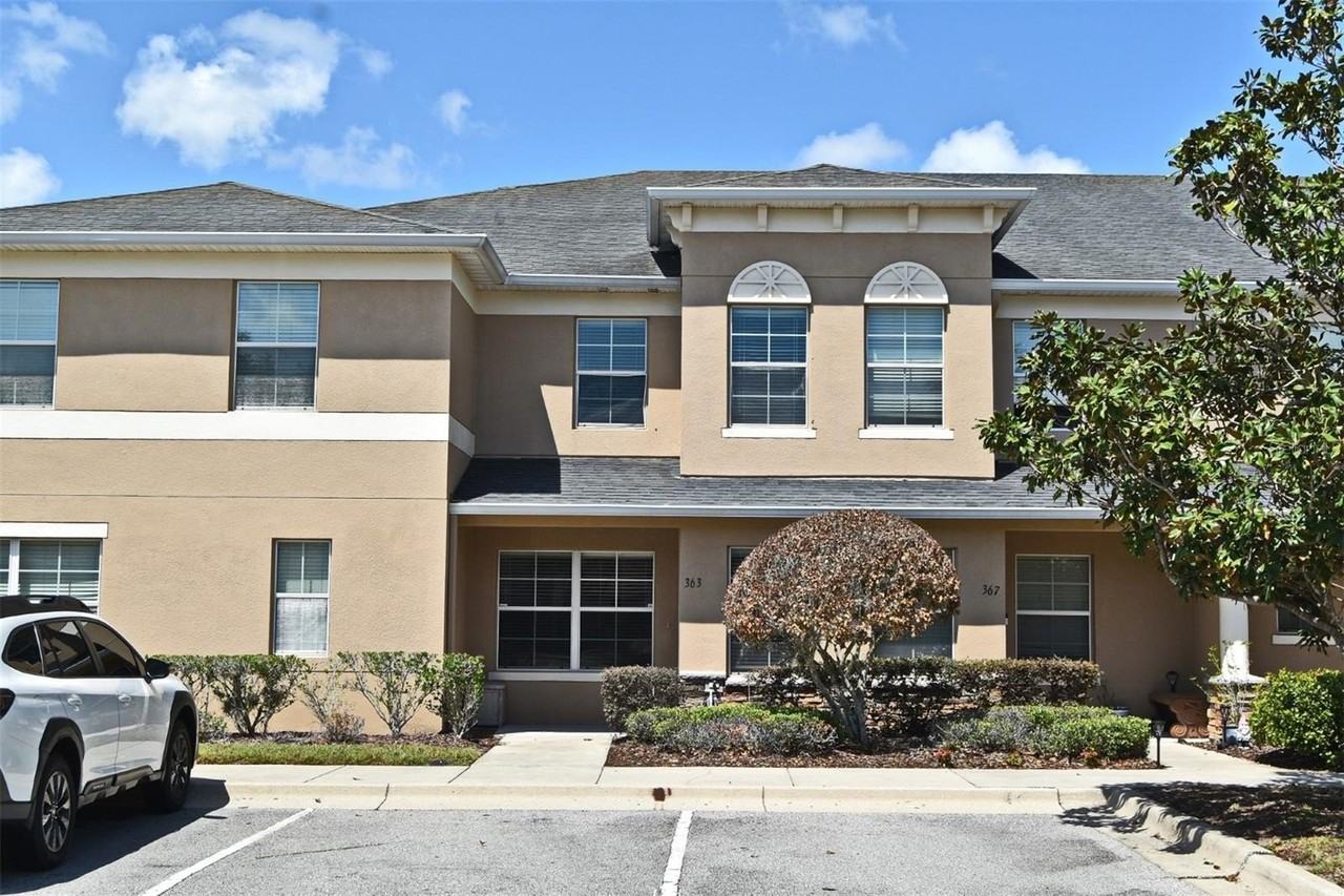 363 Carina Cir