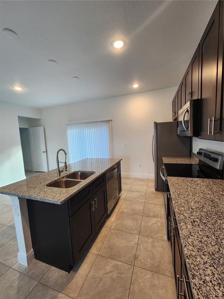14055 Sw 48th Avenue Rd - Photo 4 of 21