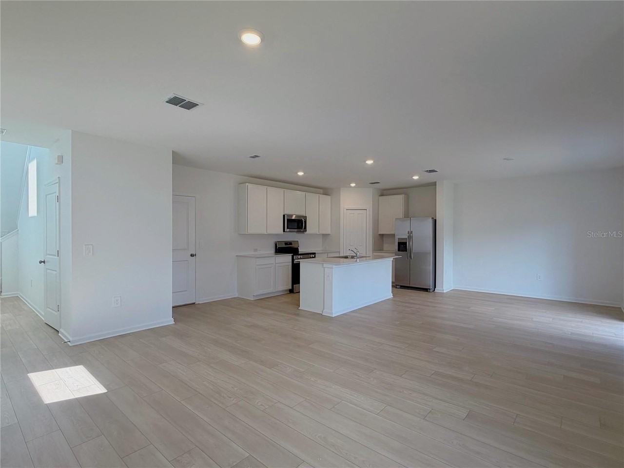 6429 Domizio Dr - Photo 4 of 20