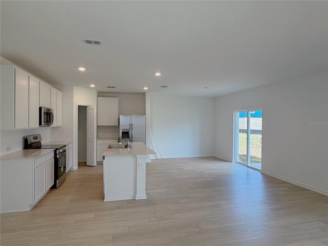 6429 Domizio Dr - Photo 5 of 20