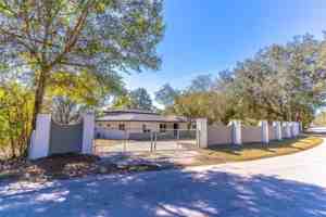 featured image of 16880 Se 63rd Ln