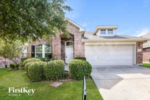 featured image of 423 Hackberry Dr