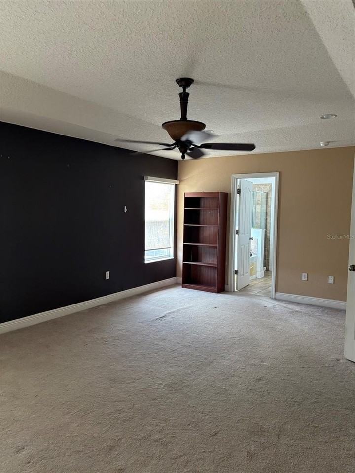 1922 Binnacle St - Photo 7 of 15