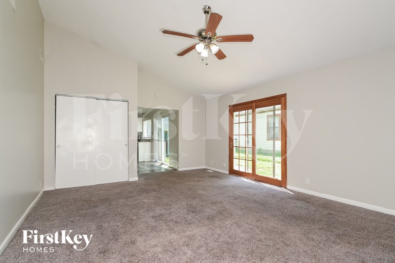 3313 Green Pasture Dr - Photo 6 of 19