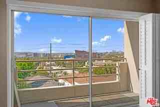 1131 Alta Loma Rd #311 - Photo 5 of 8