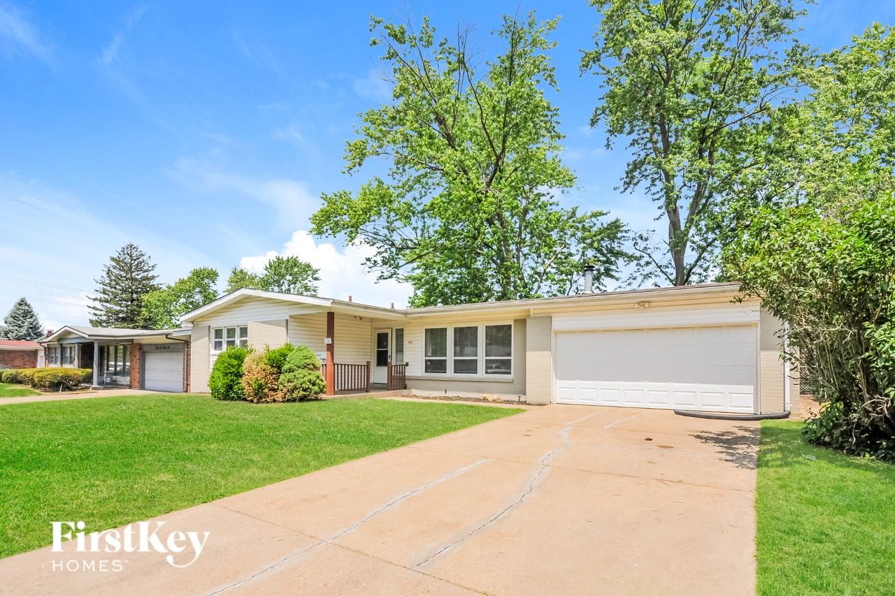 3245 Santiago Dr - Photo 2 of 16